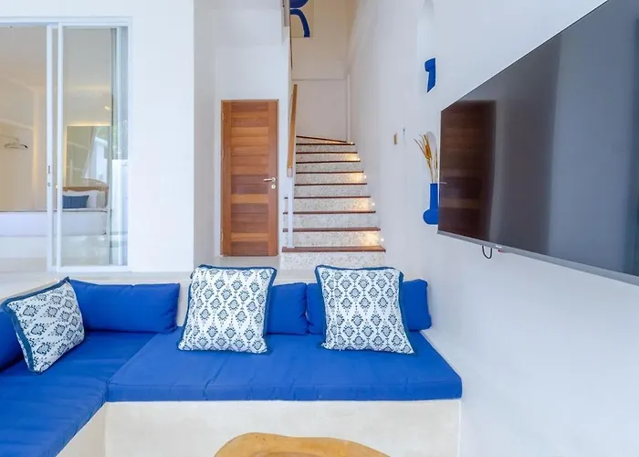 Grega Padang Padang Villa Uluwatu (Bali)