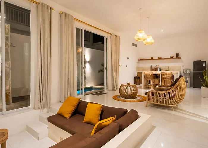Villa Grega Padang Padang *