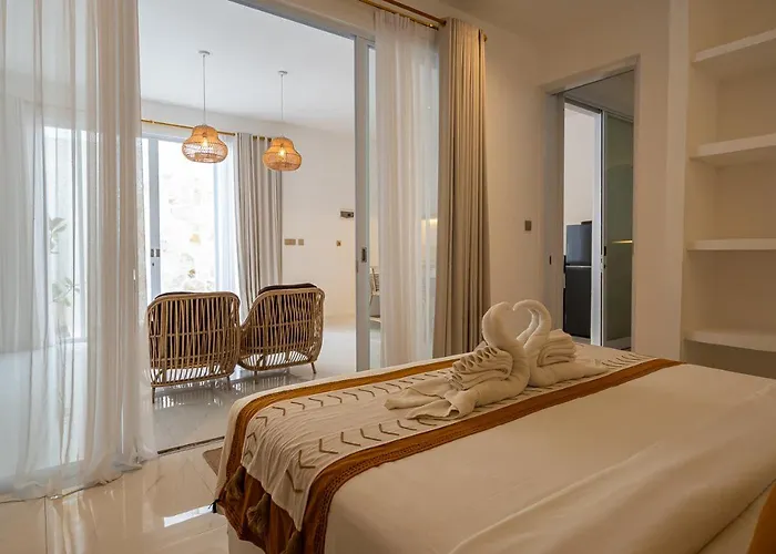 Grega Padang Padang Villa
